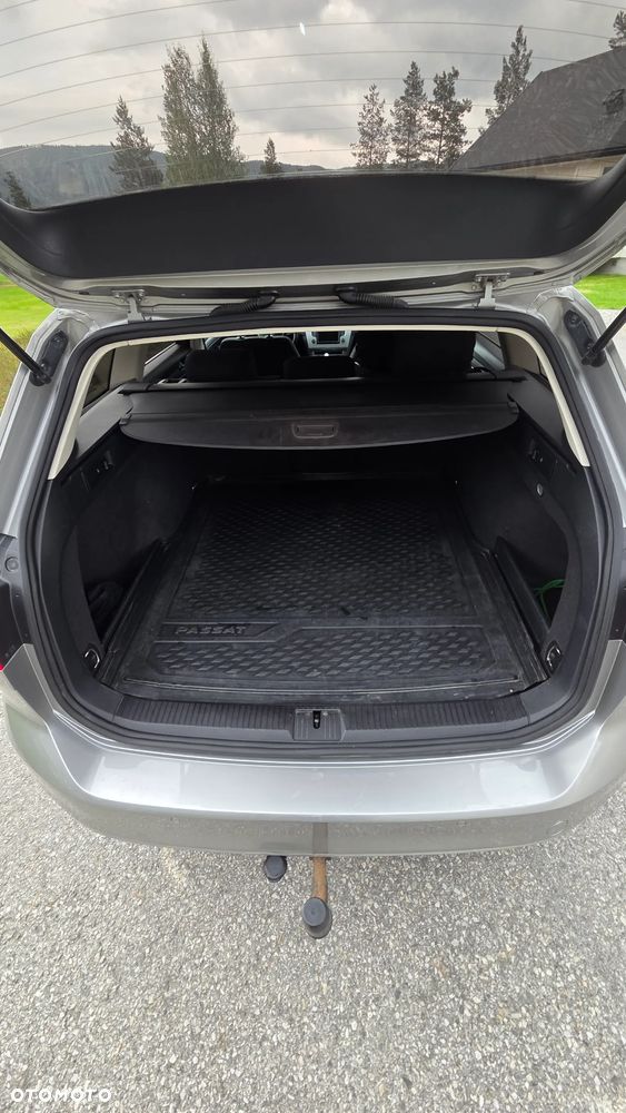 Volkswagen Passat - 15