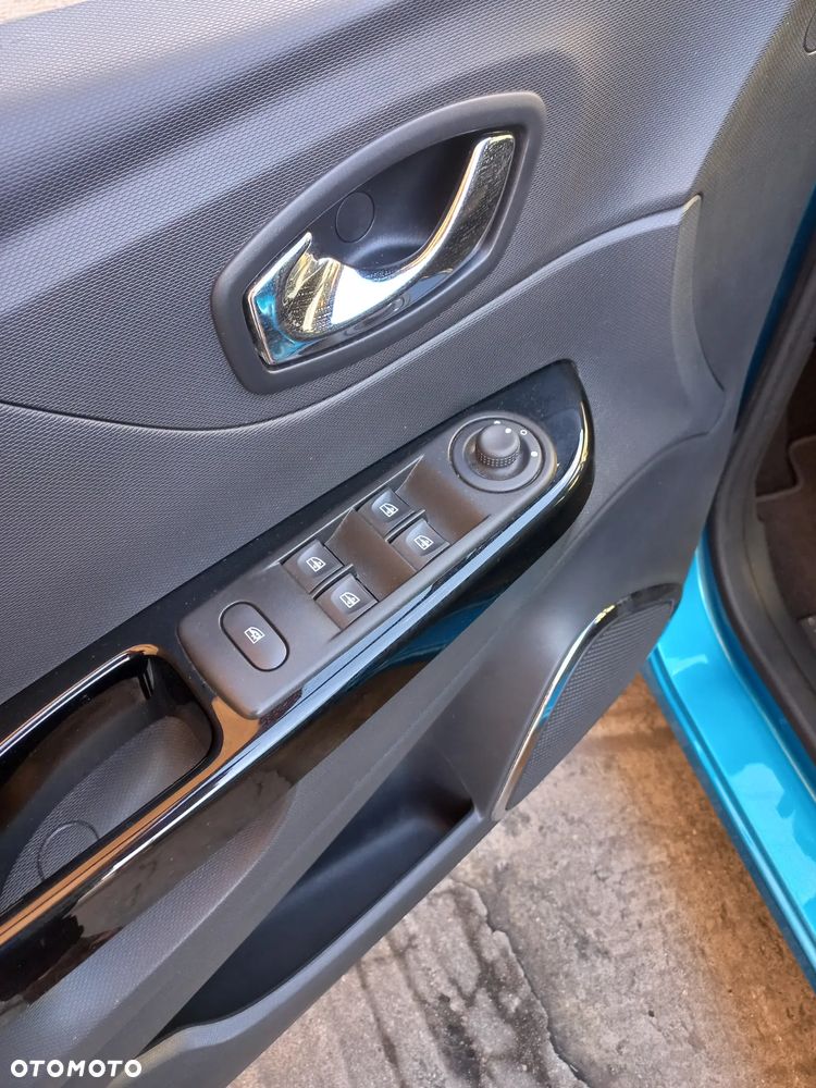 Renault Captur - 11