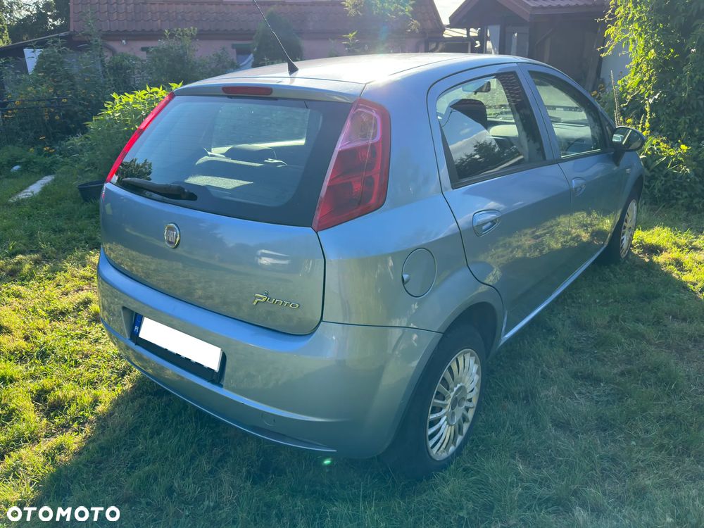 Fiat Punto - 25