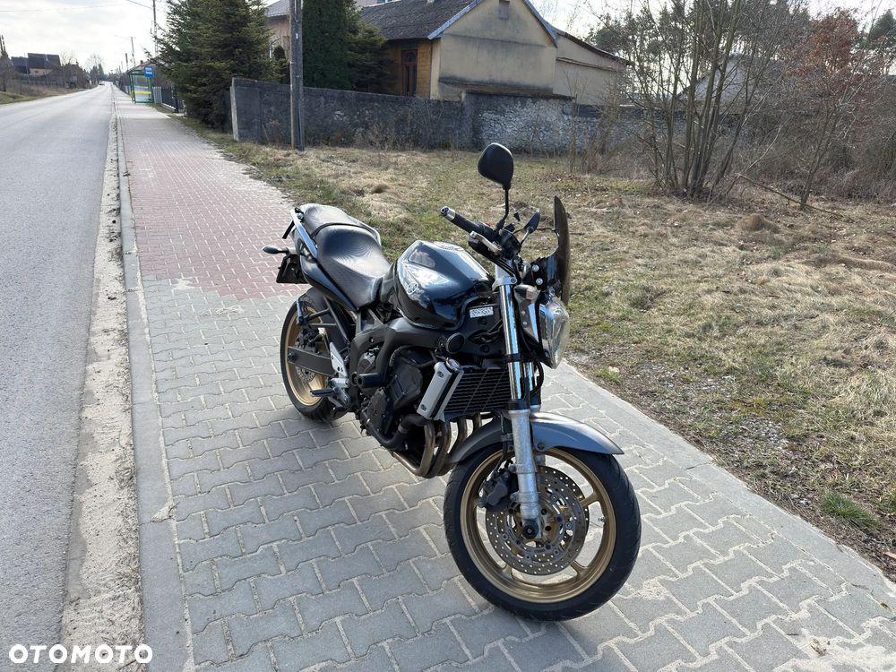 Yamaha FZ6 - 6