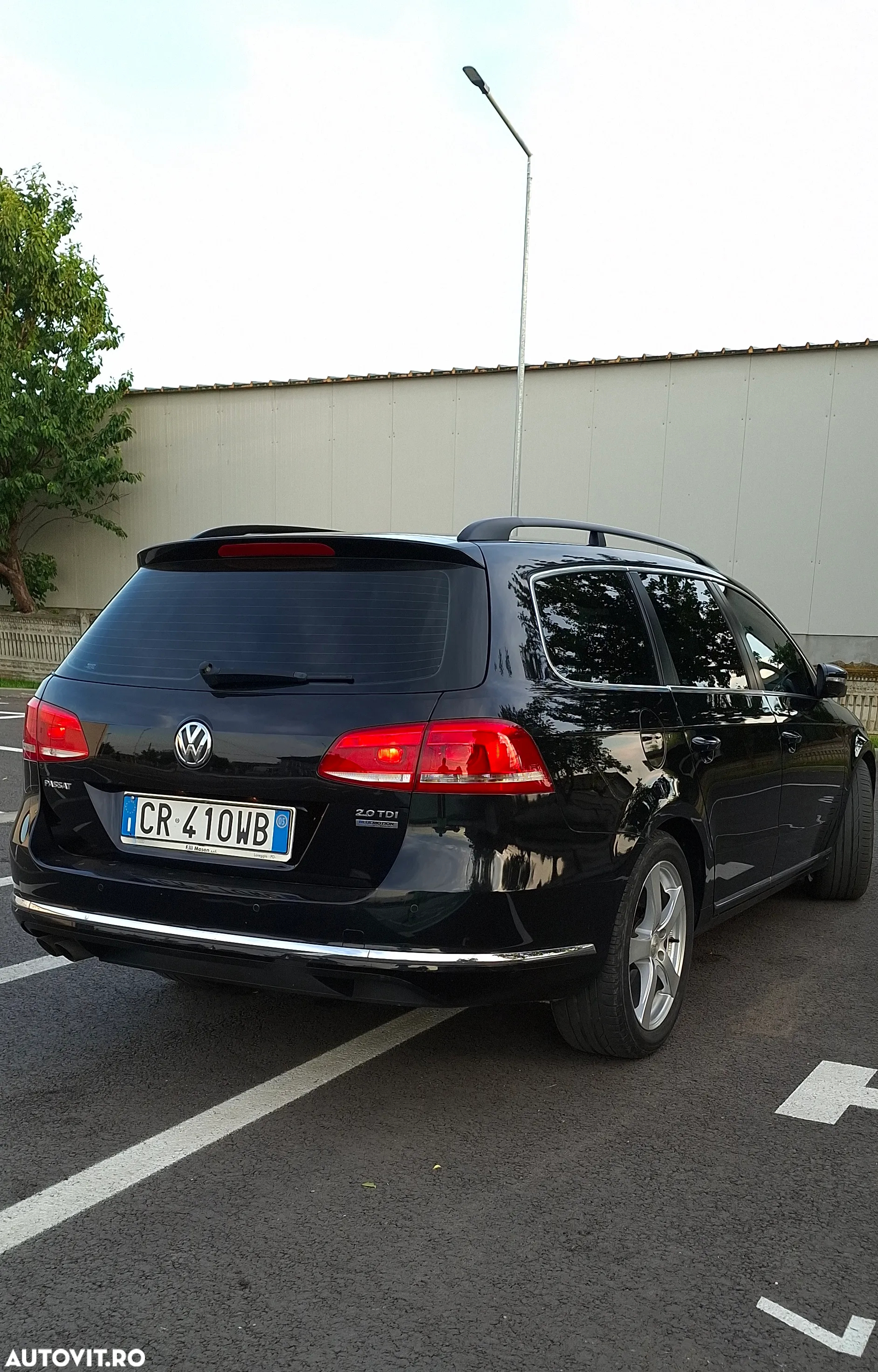Volkswagen Passat Variant 2.0 Blue TDI DSG SCR Highline - 3