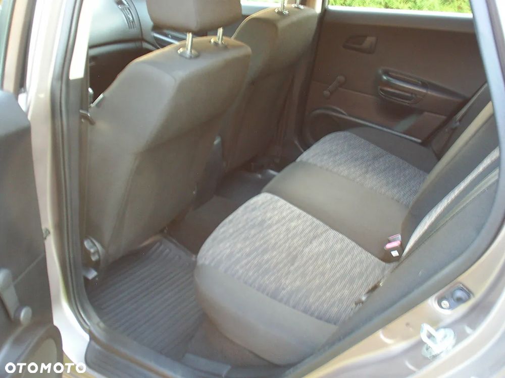 Kia Ceed 2009 photo 4