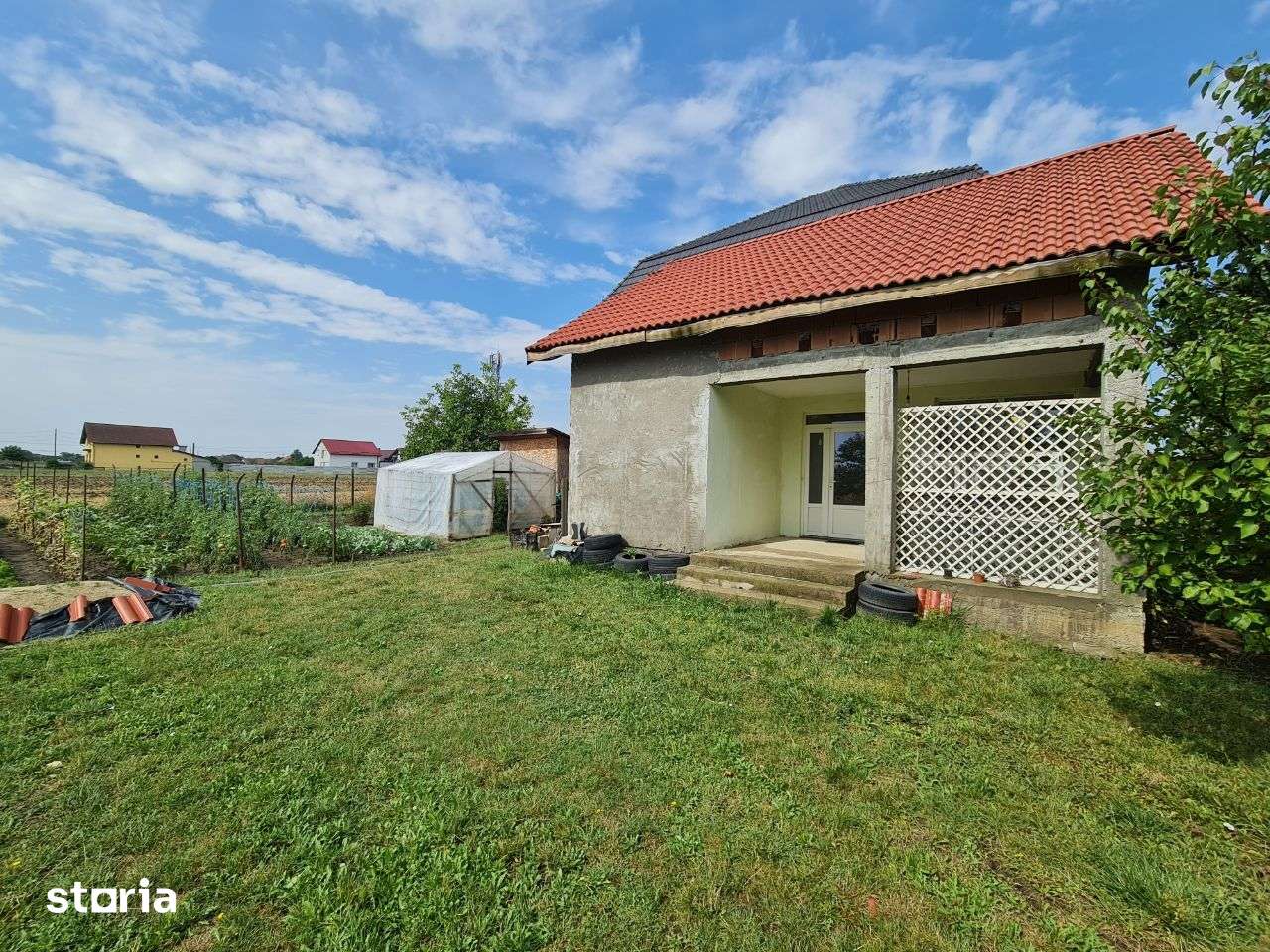 Vand casa cu o camera Vladimirescu Cartierul Florilor. - Imagine principală: 3/14