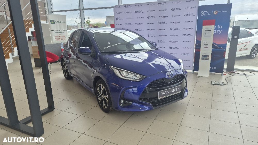 Toyota Yaris 1.5 VVT-i HSD Dynamic - 2