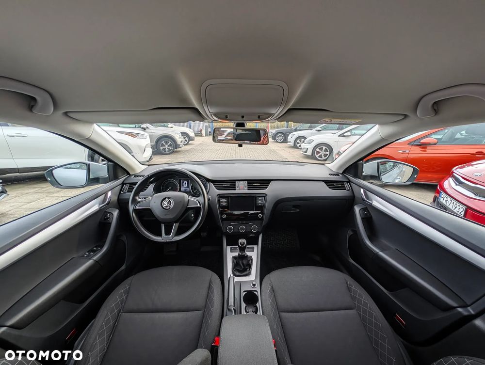 Skoda Octavia 1.6 TDI Ambition - 13