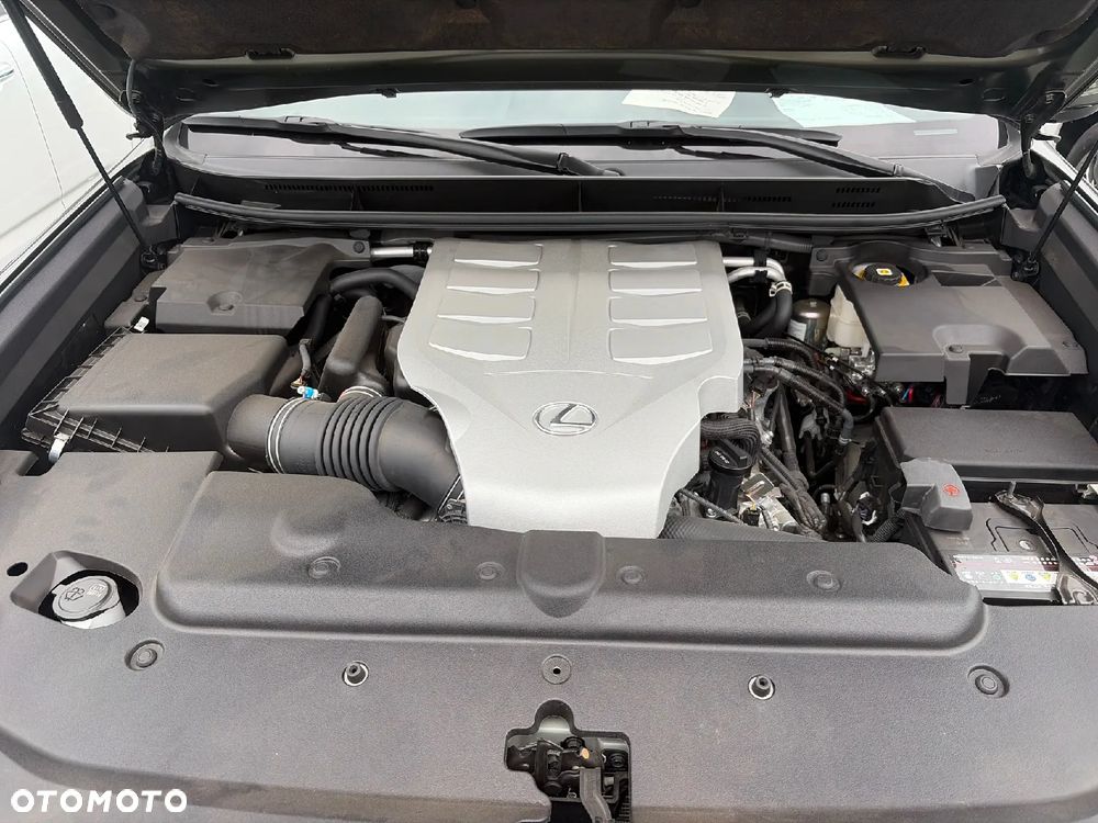 Lexus GX - 12