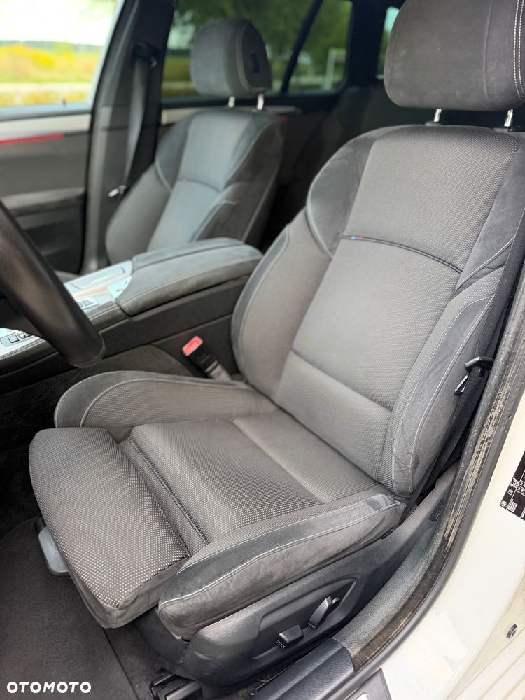 BMW Seria 5 520d Sport-Aut - 9