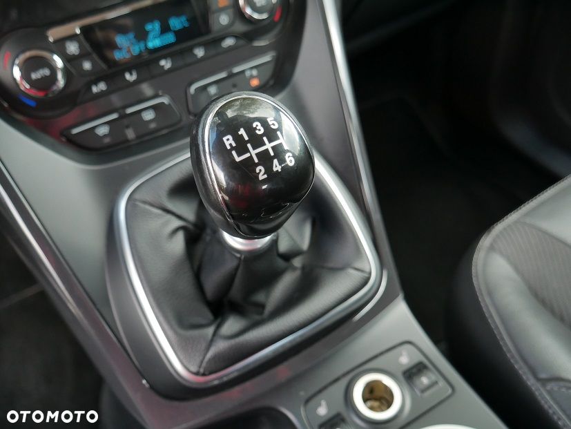 Ford Kuga 2.0 TDCi Titanium - 25