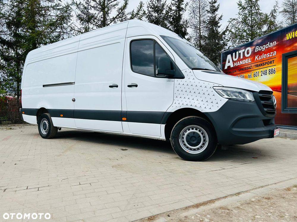 Mercedes-Benz Sprinter - 4