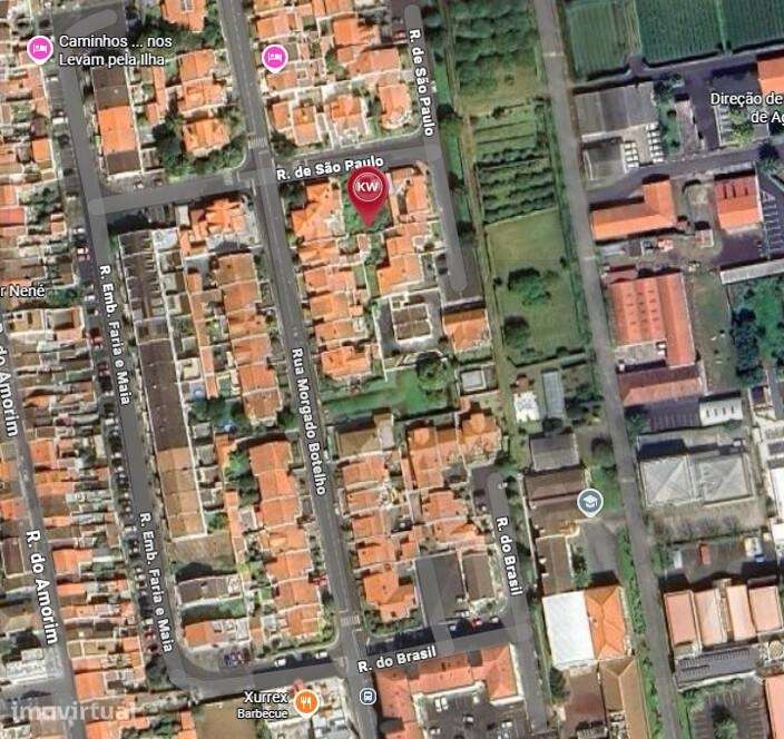 Terreno urbano com 382,5 m2, situado numa localização privilegiada - Grande imagem: 3/5