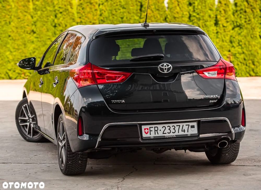 Toyota Auris 1.6 Prestige - 9