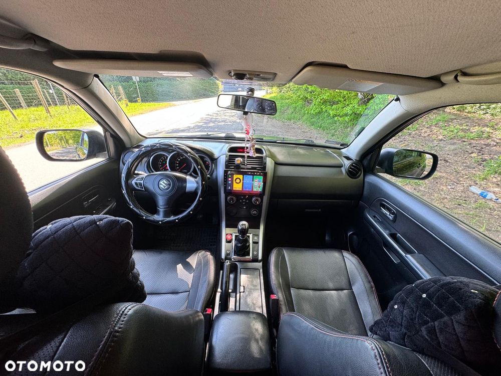 Suzuki Grand Vitara 1.6 De luxe - 11