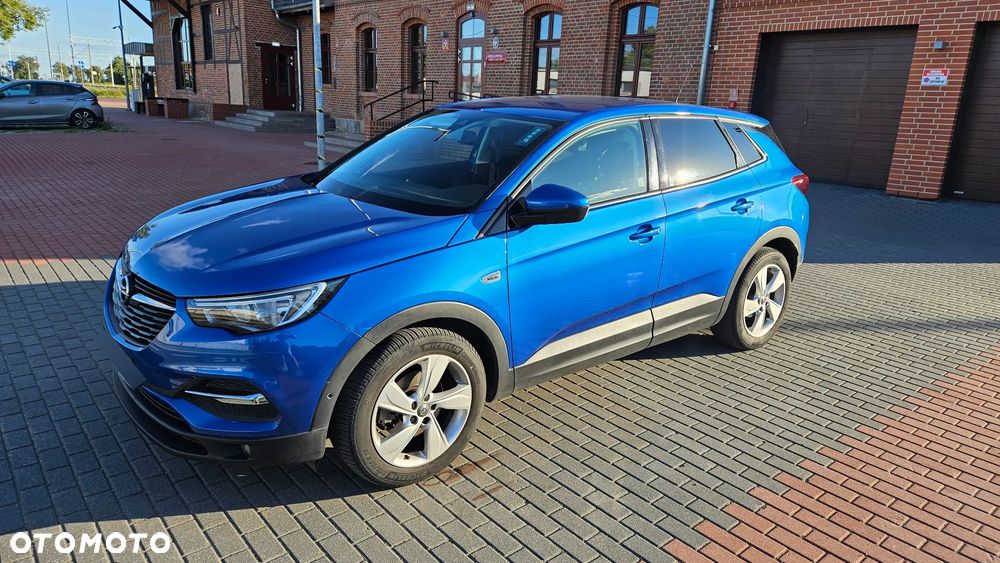 Opel Grandland X 1.2 T GPF Design&Tech S&S - 5