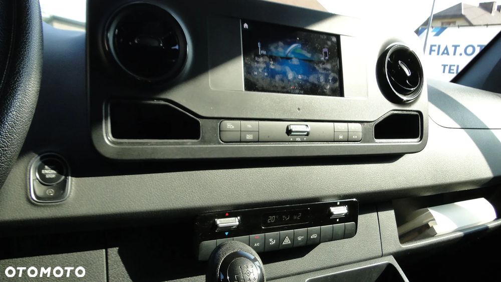 Mercedes-Benz SPRINTER - 13