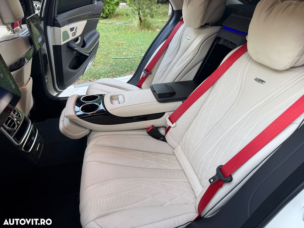 Mercedes-Benz S 63 AMG 4Matic Long Aut. - 33