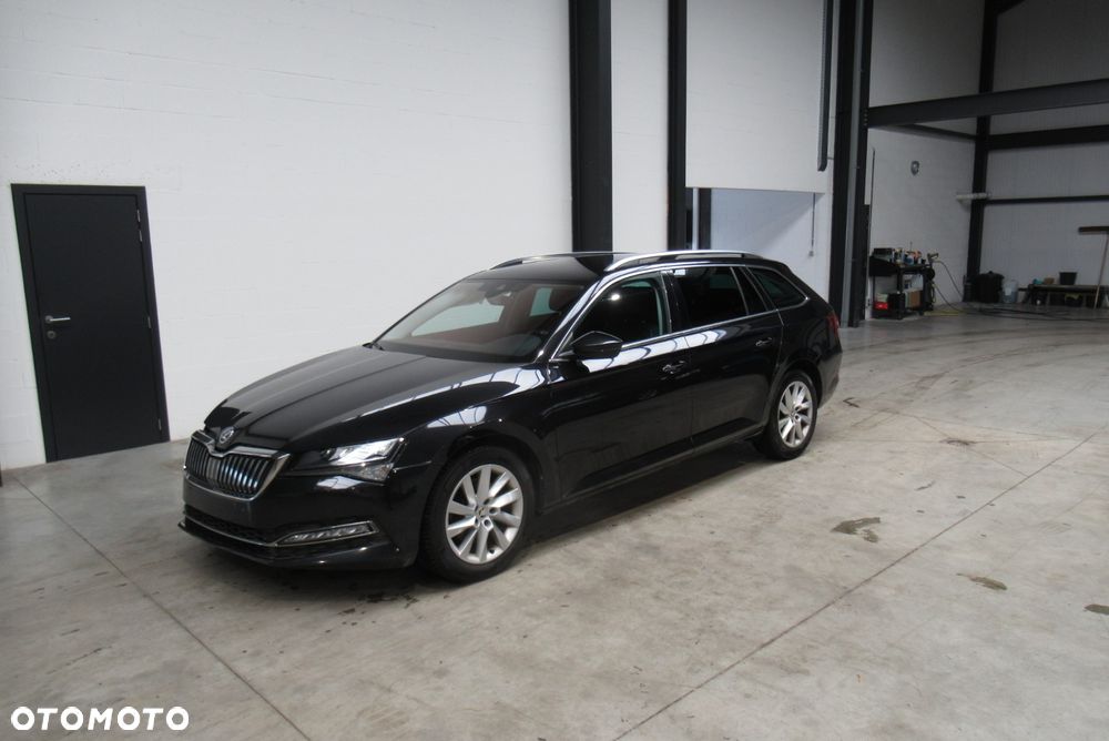 Skoda Superb 2.0 TDI Ambition - 1