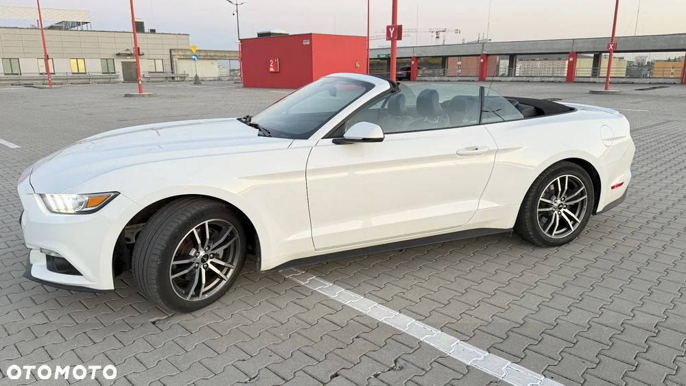 Ford Mustang Cabrio 2.3 Eco Boost - 2