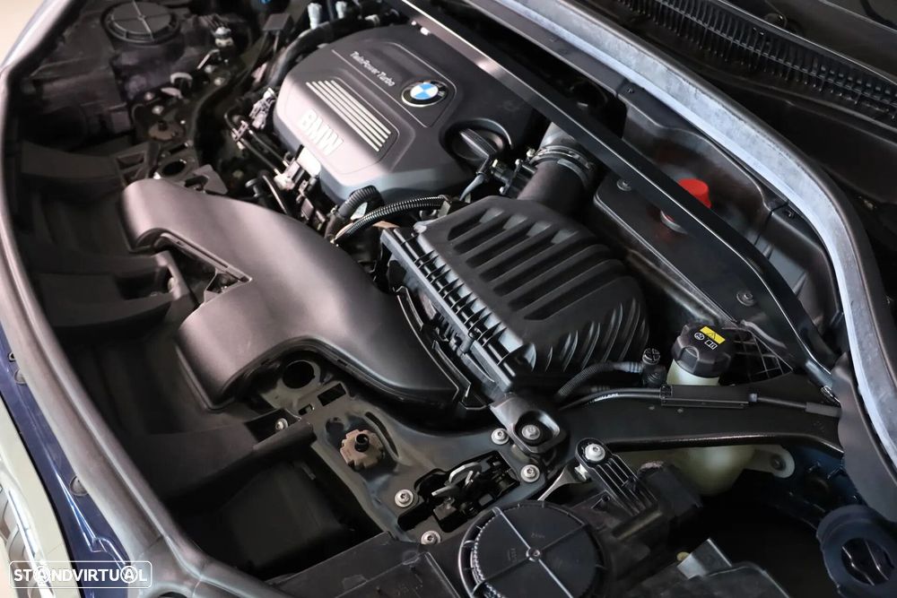 BMW X1 18 d sDrive Auto Advantage - 9