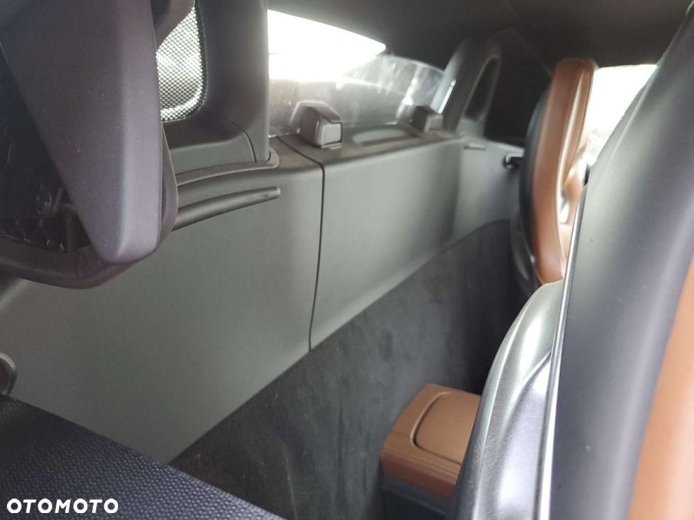 Mercedes-Benz AMG GT - 3