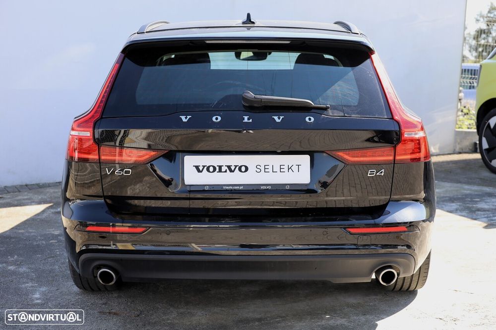 Volvo V60 2.0 B4 Momentum Plus Geartronic - 3