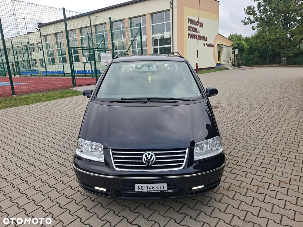 Volkswagen Sharan 1.8T Comfortline - 2