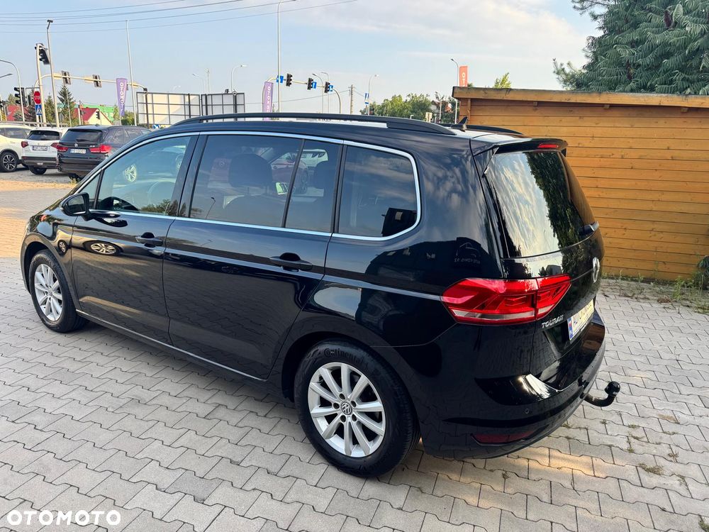 Volkswagen Touran - 7