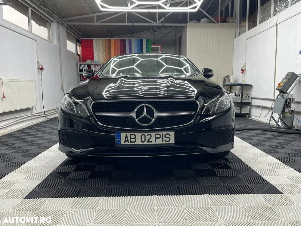 Mercedes-Benz E 220 d Coupe 9G-TRONIC Avantgarde - 15