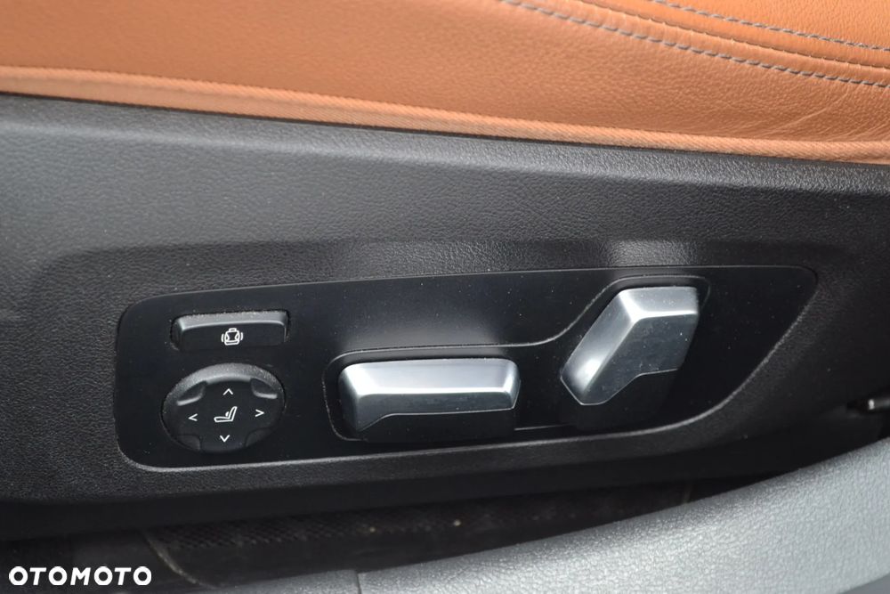 BMW Seria 3 320e M Sport sport - 18