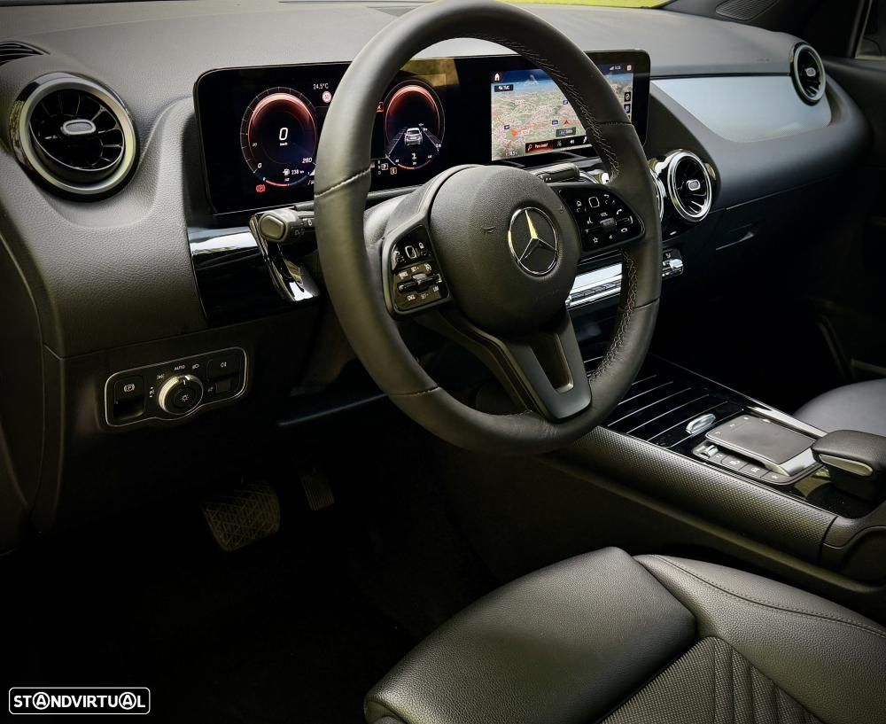 Mercedes-Benz GLA 180 7G-DCT - 7