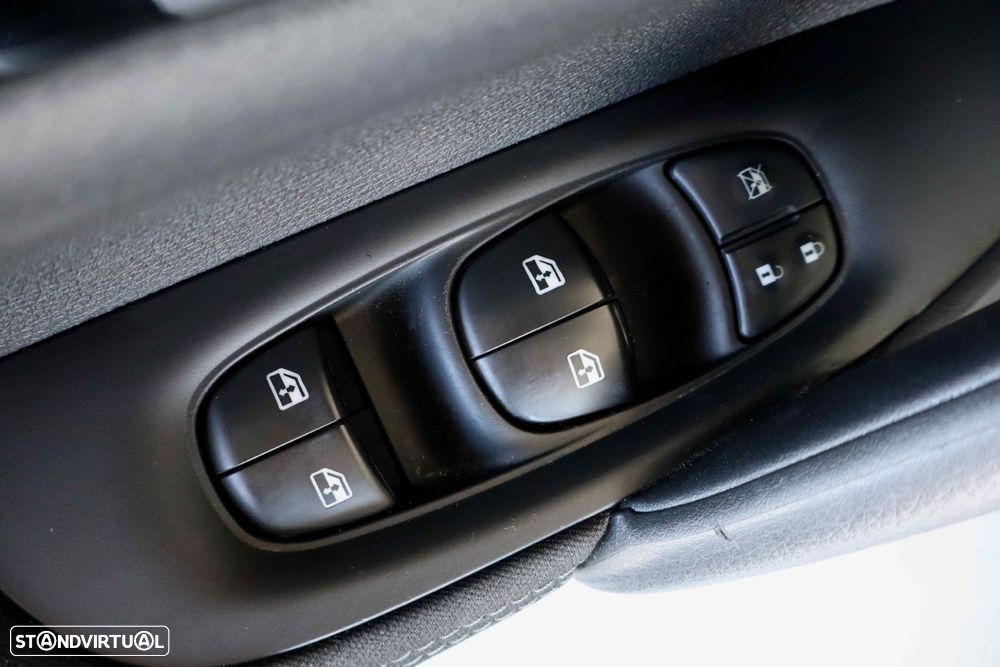 Nissan Qashqai 1.5 dCi Acenta - 12