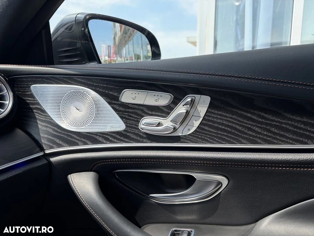 Mercedes-Benz CLS - 30