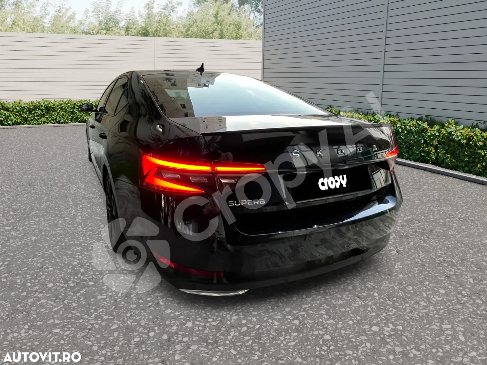 Skoda Superb 2.0 TDI DSG Sportline - 8