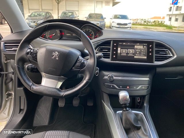 Peugeot 308 130 e-THP Stop & Start Allure - 8