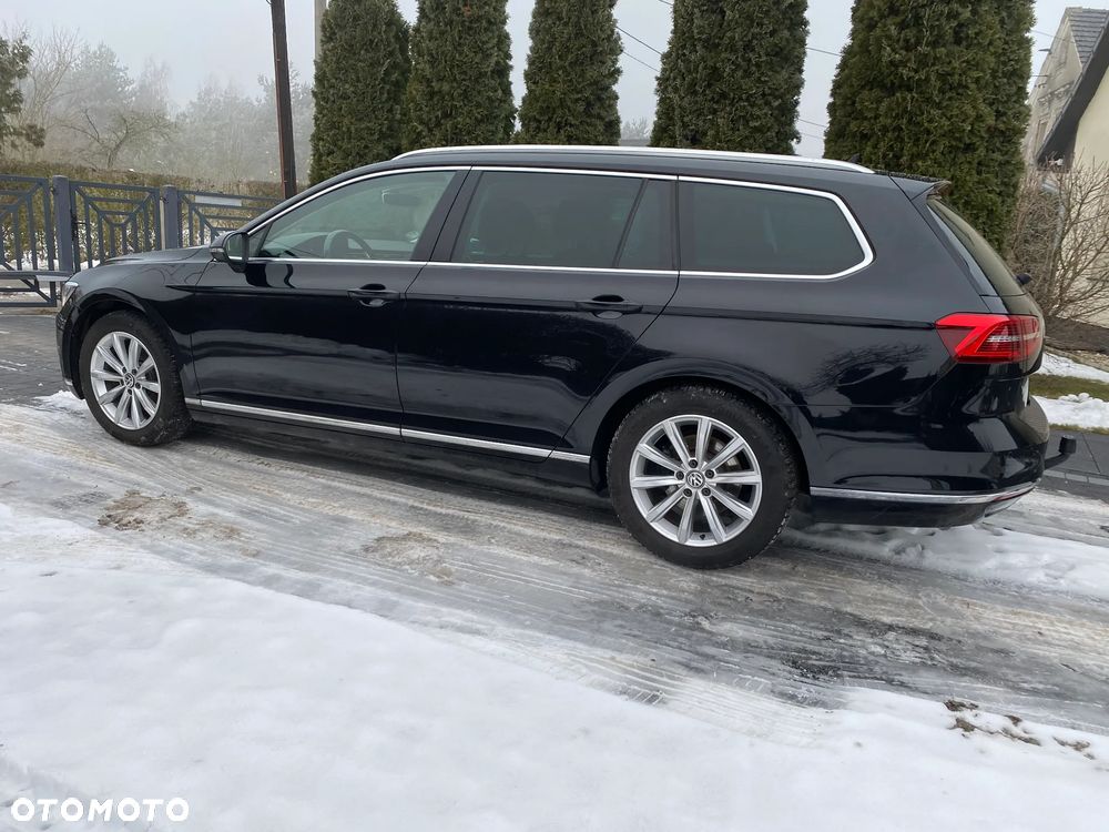 Volkswagen Passat 2.0 TDI DSG (BlueMotion Technology) Highline - 4