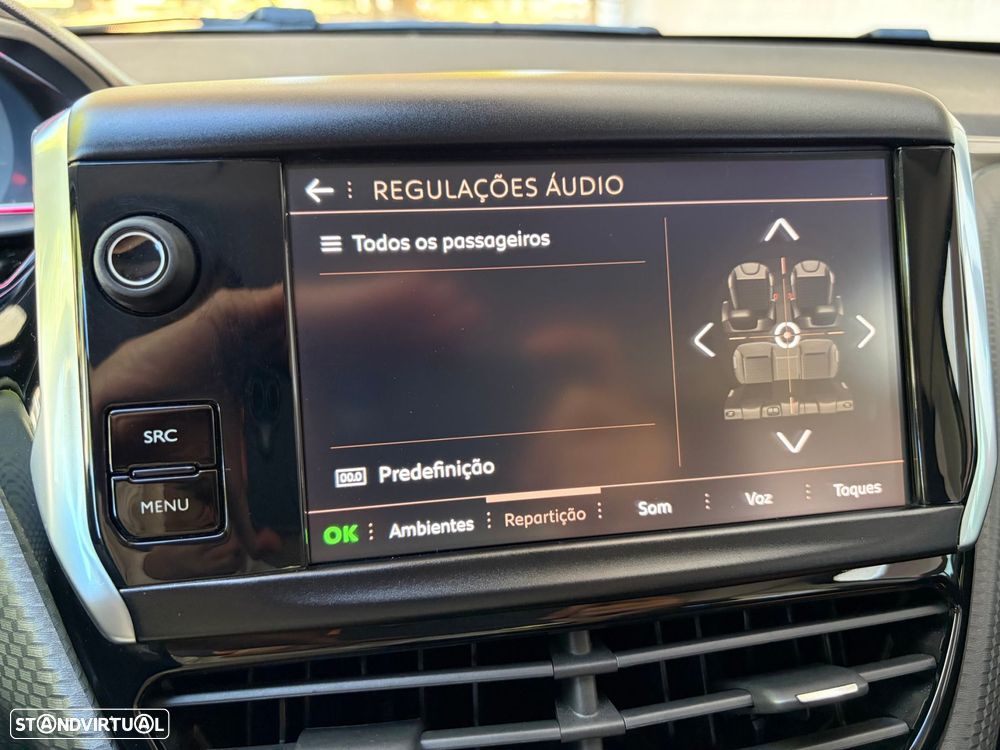 Peugeot 2008 1.2 PureTech GT Line - 33
