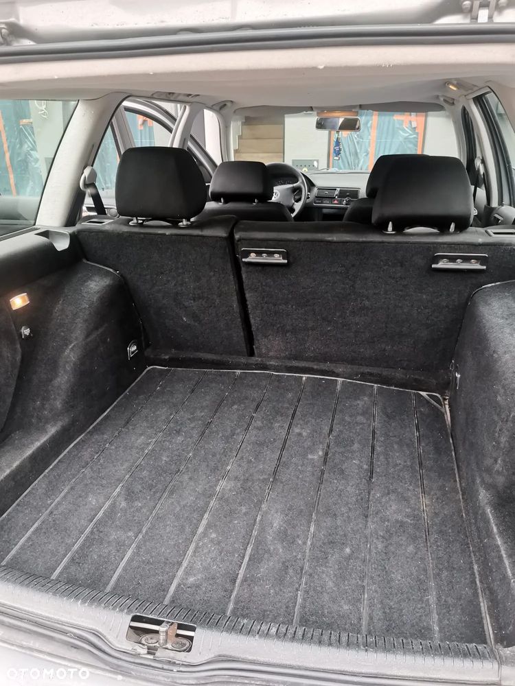 Volkswagen Golf IV 1.9 TDI Basis - 5