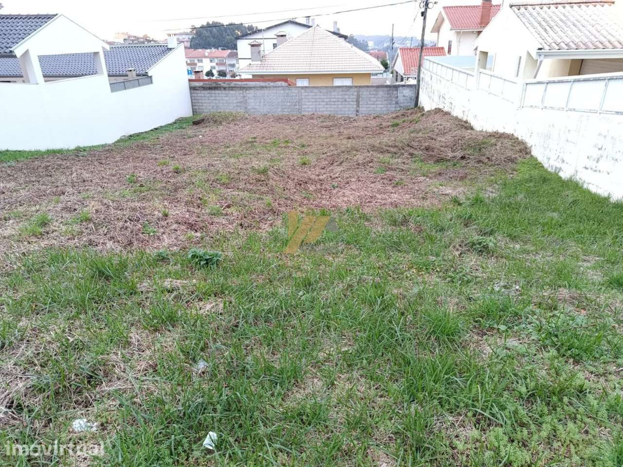 Terreno construção de moradia de 4 frentes - Grande imagem: 3/5