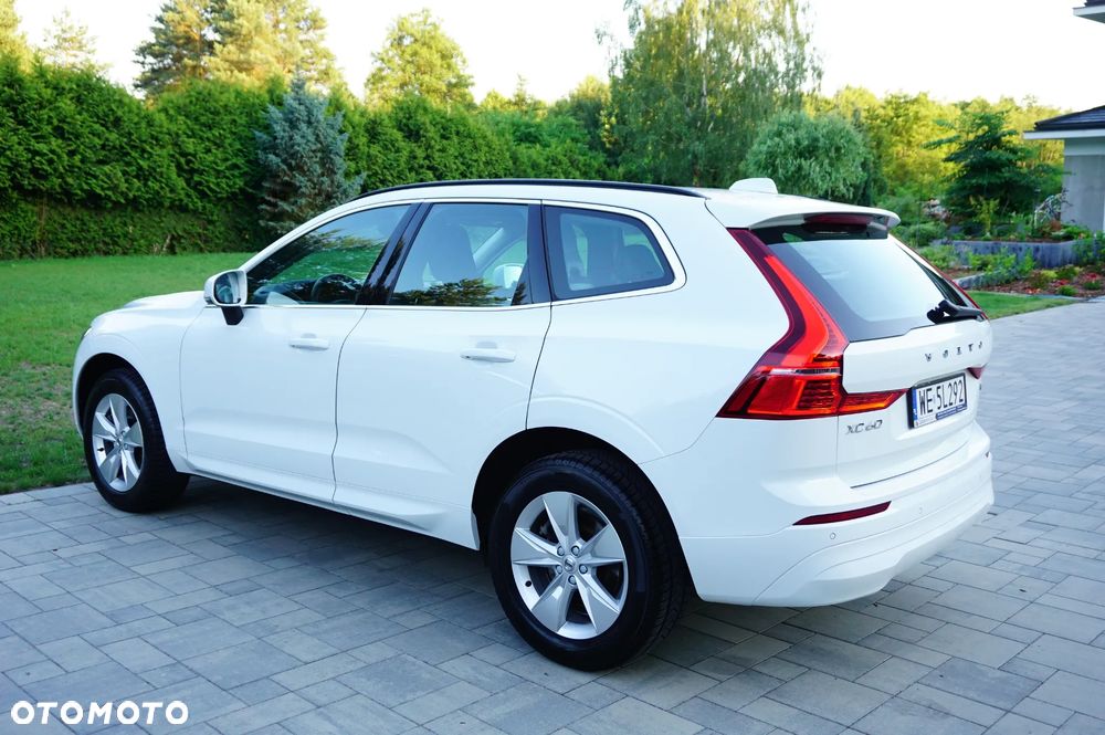 Volvo XC 60 B4 B Momentum Pro - 10