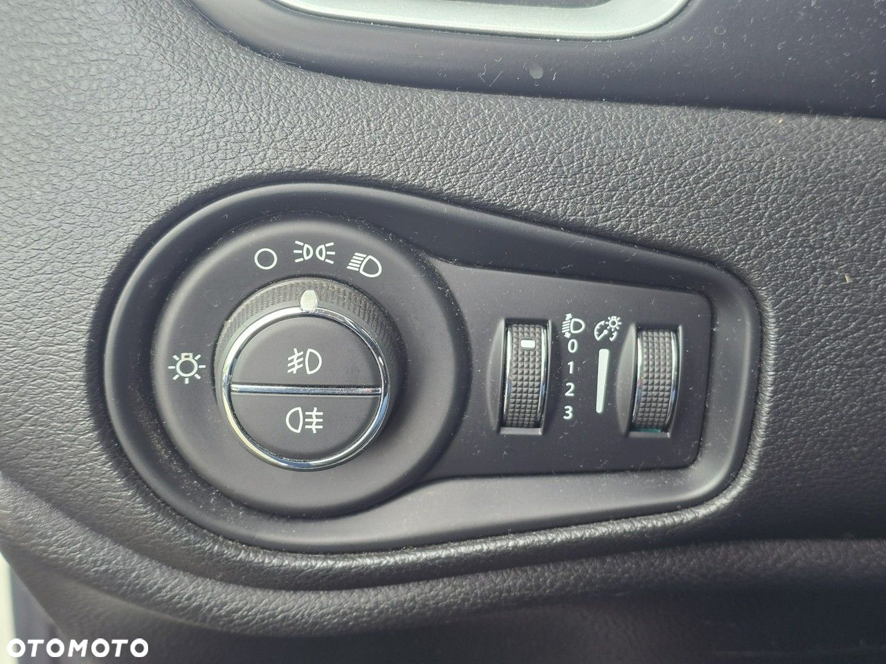 Jeep Renegade - 8