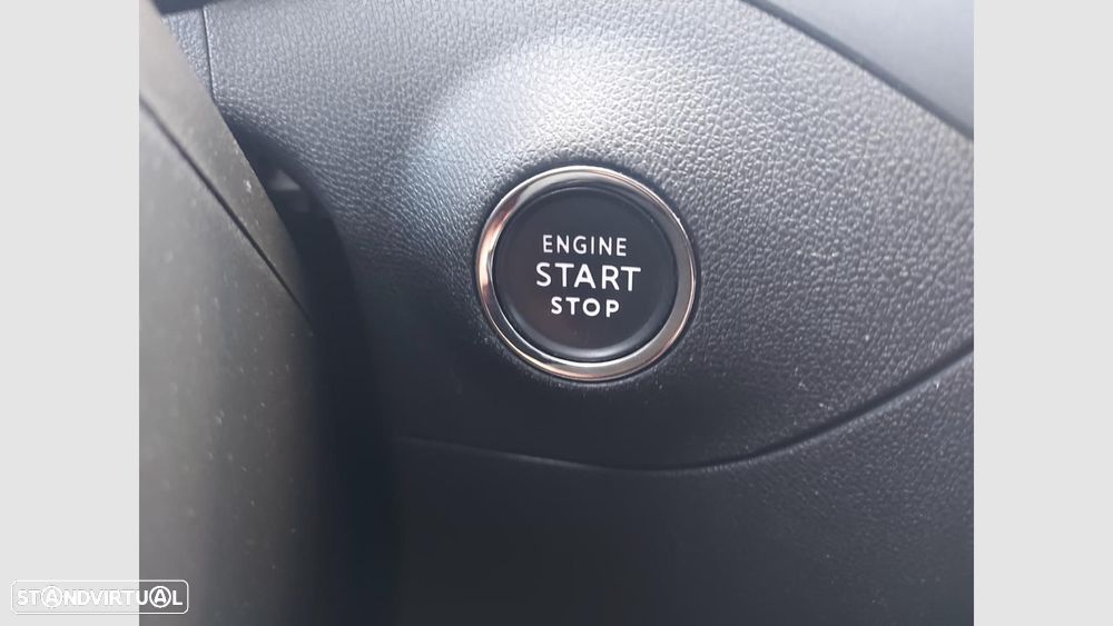 Opel Crossland 1.2 T Elegance - 19