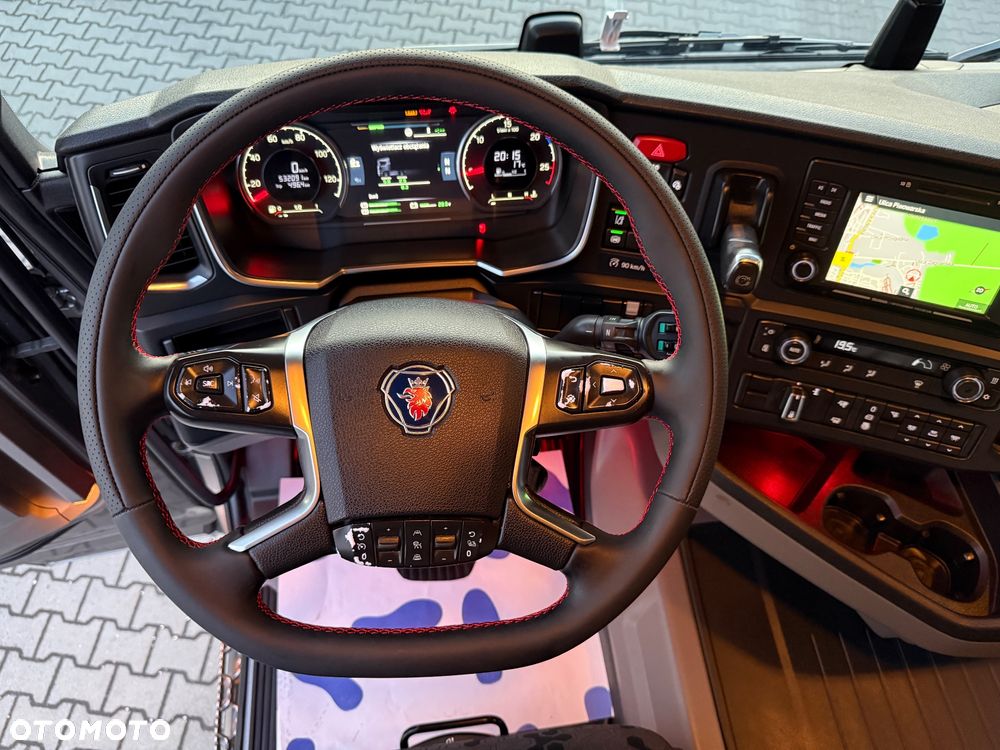 Scania - 33