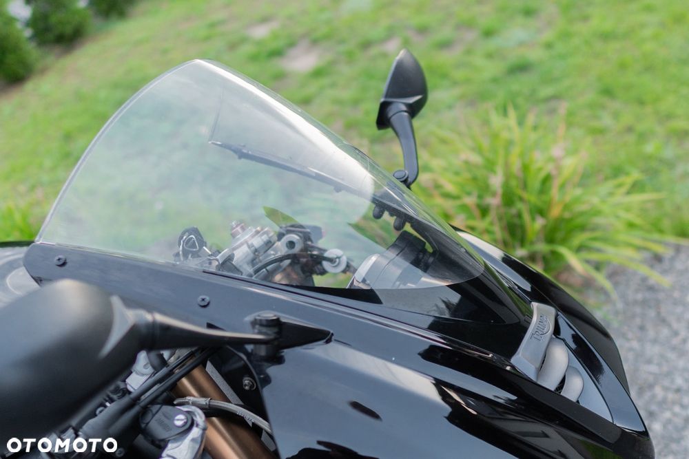 Triumph Daytona - 14