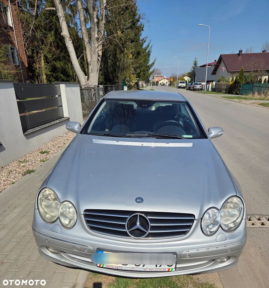 Mercedes-Benz CLK - 19