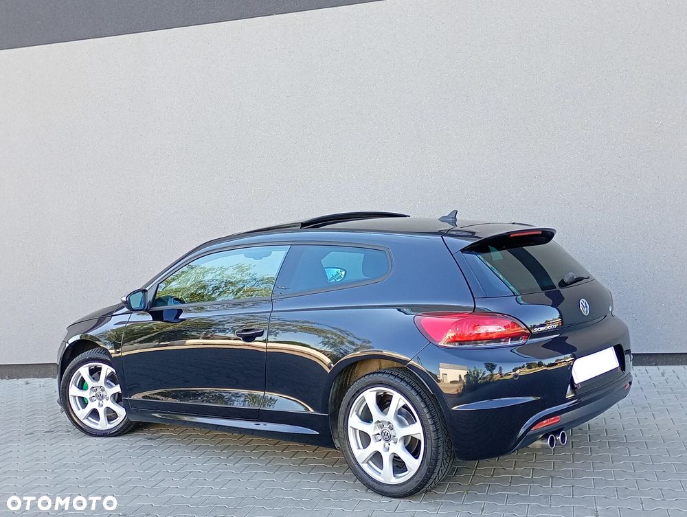 Volkswagen Scirocco 2.0 TDI DSG - 12