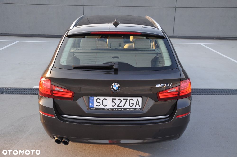 BMW Seria 5 520i Modern Line - 9