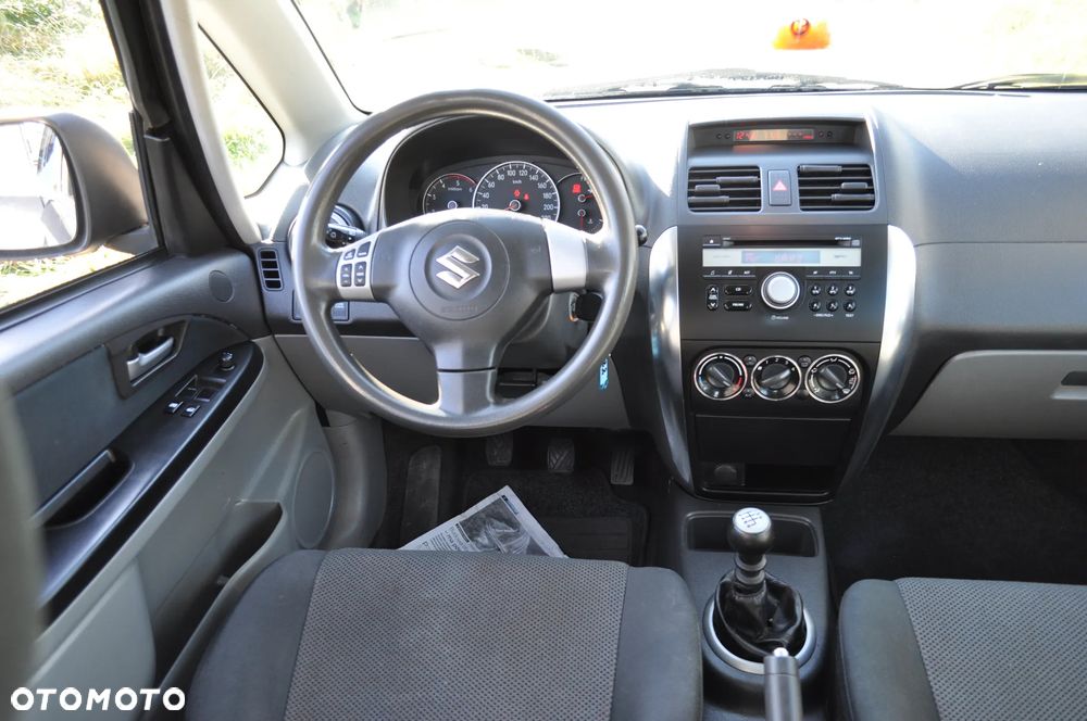 Suzuki SX4 1.9 DDiS 4WD GS / Premium - 3