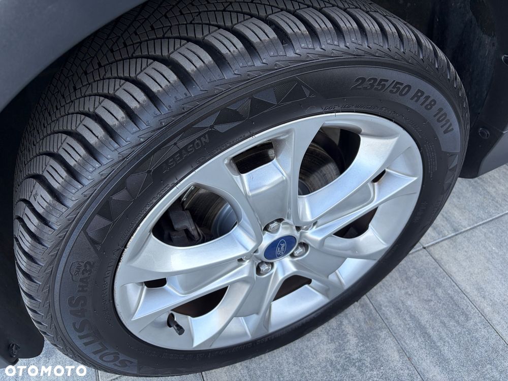 Ford Kuga 1.5 EcoBoost 2x4 Titanium - 11