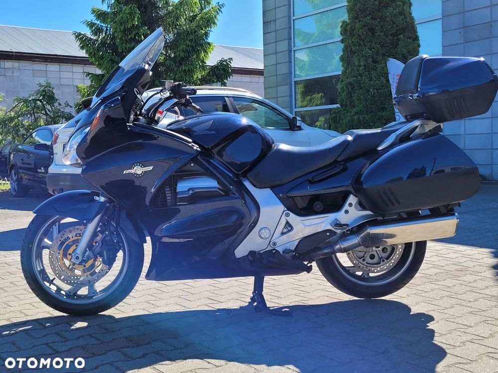 Honda ST - 3