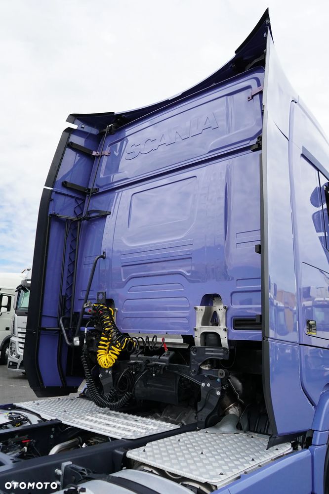 Scania / S 590 / V 8 / E 6 / ACC / BOOGIE / 3 OSIE / RETARDER / DMC 80 000 KG / JAK NOWA - 35