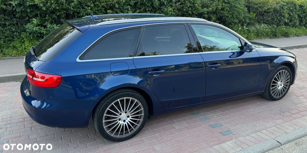 Audi A4 Avant 2.0 TDI DPF multitronic Ambition - 9